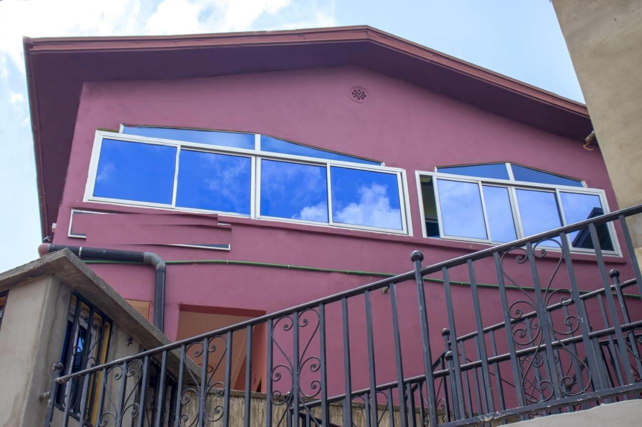 Britannia Hôtel Cmr Yaoundé Esterno foto