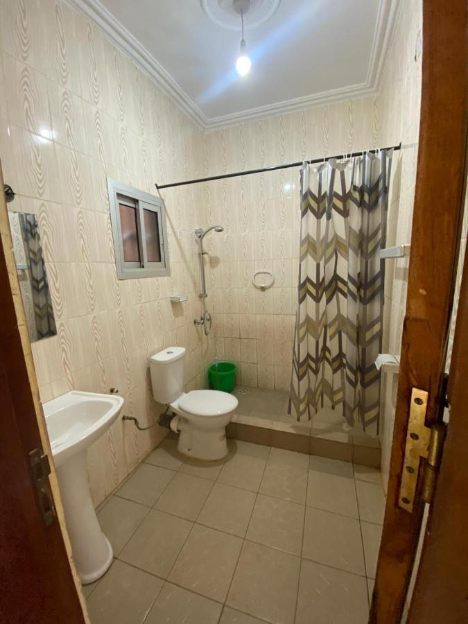 Britannia Hôtel Cmr Yaoundé Esterno foto