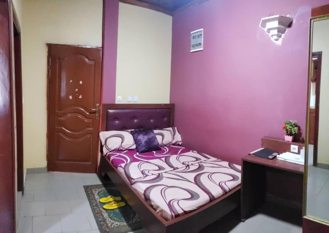 Britannia Hôtel Cmr Yaoundé Esterno foto
