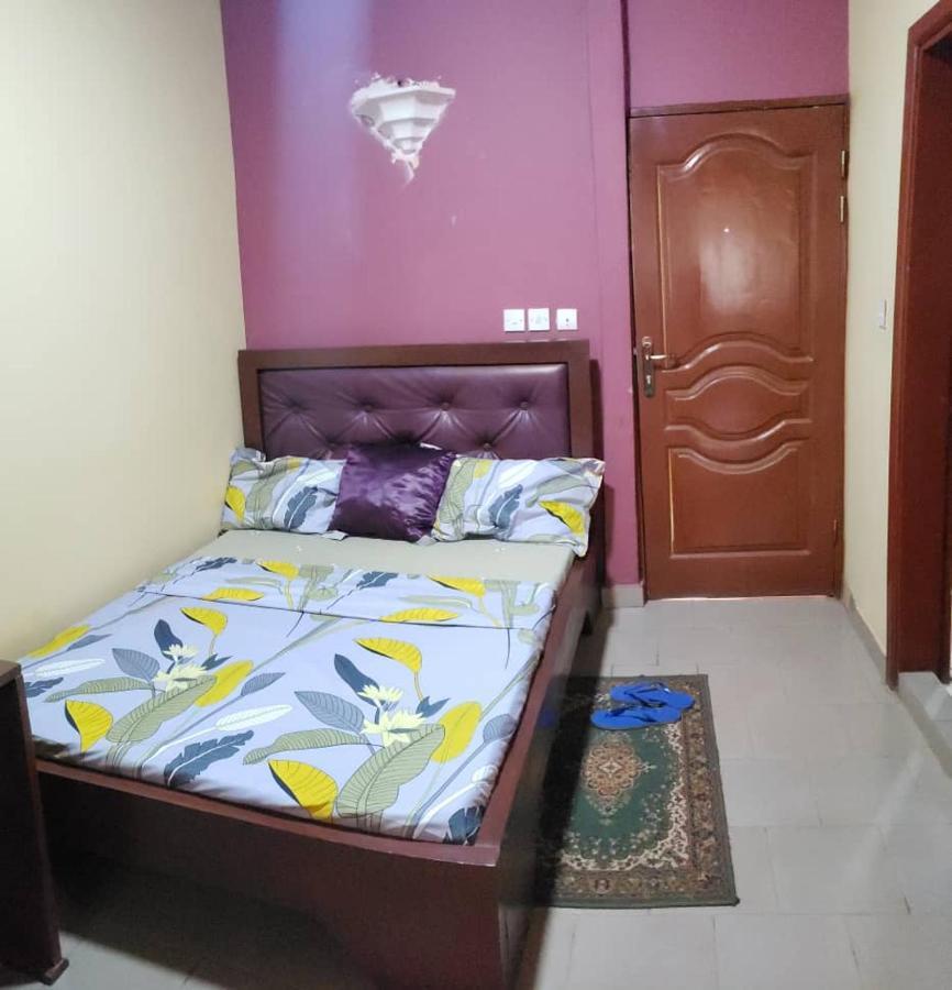 Britannia Hôtel Cmr Yaoundé Esterno foto